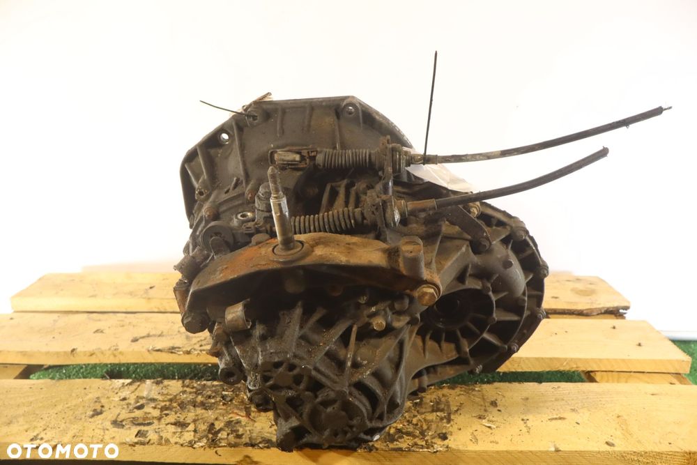 SKRZYNIA BIEGÓW 6 BIEGOWA TRAFIC II 2.0DCI PF6010 - 2