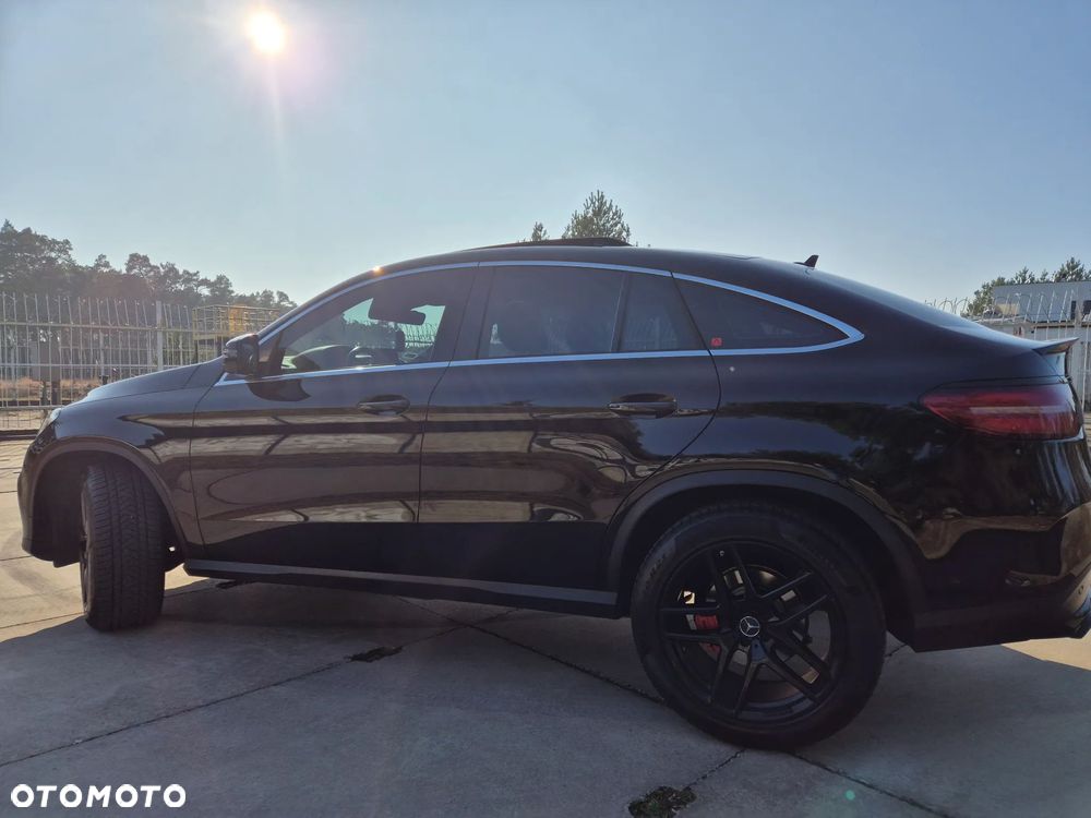 Mercedes-Benz GLE 350 d 4-Matic - 33