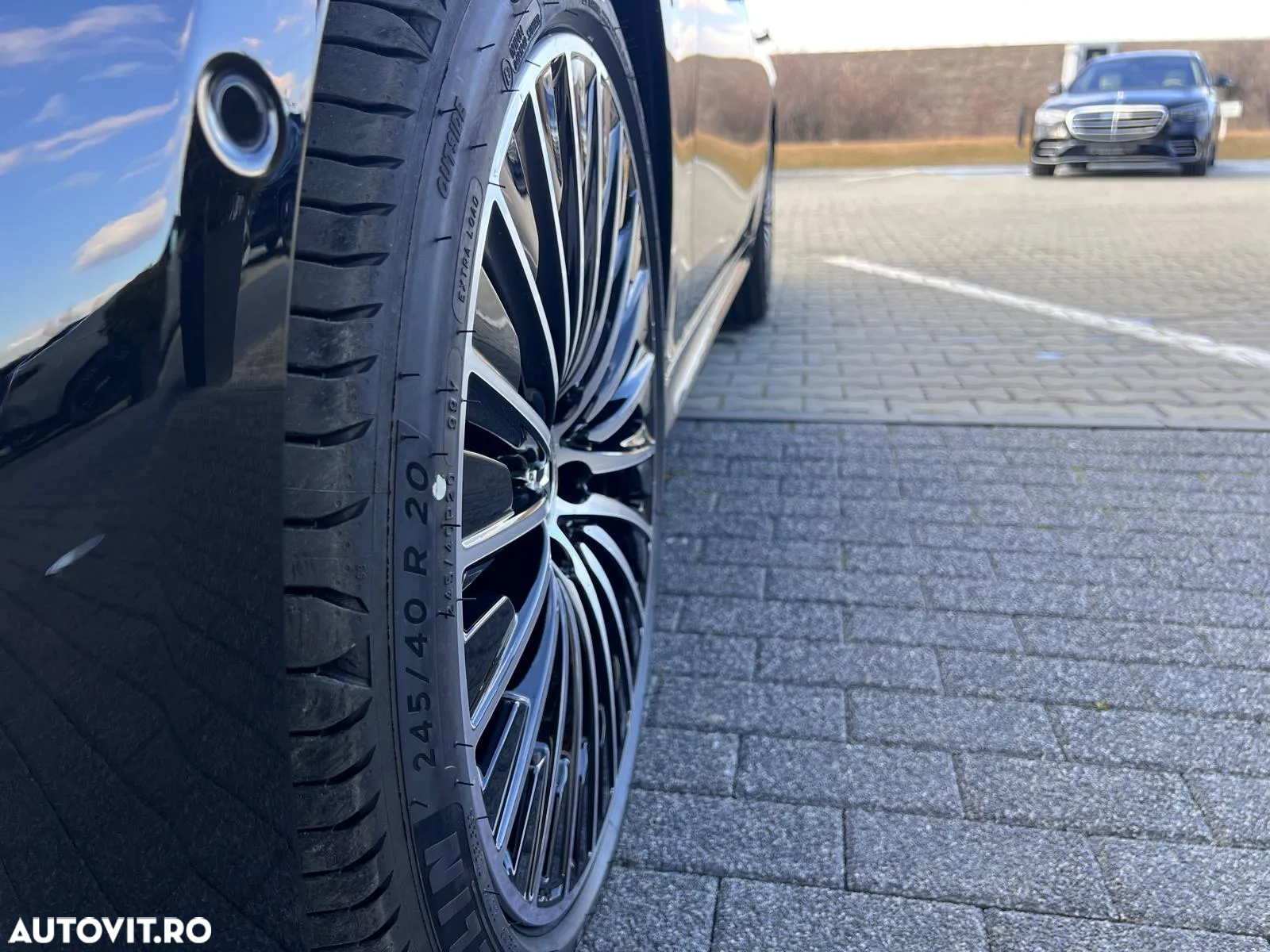 Mercedes-Benz E 300 4MATIC Aut. - 17