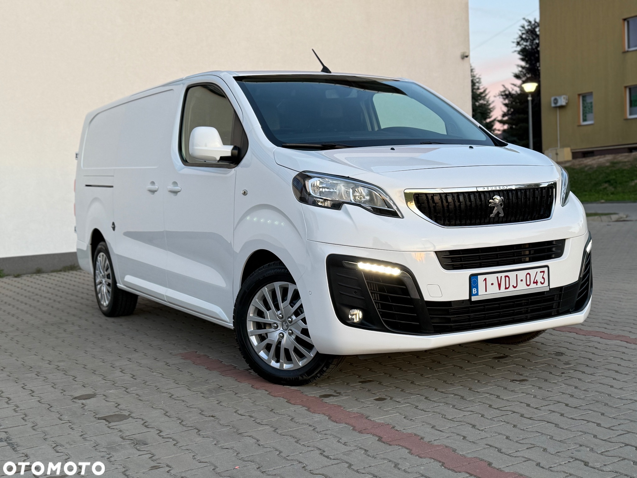 Peugeot EXPERT - 5