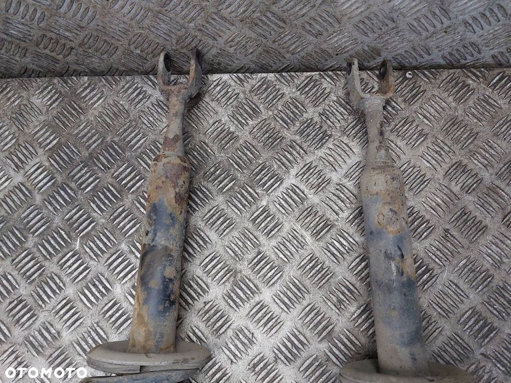 AMORTYZATOR + SPRĘŻYNA LEWY PRZÓD + PRAWY PRZÓD AUDI A4 B6 1.6 8V - 4