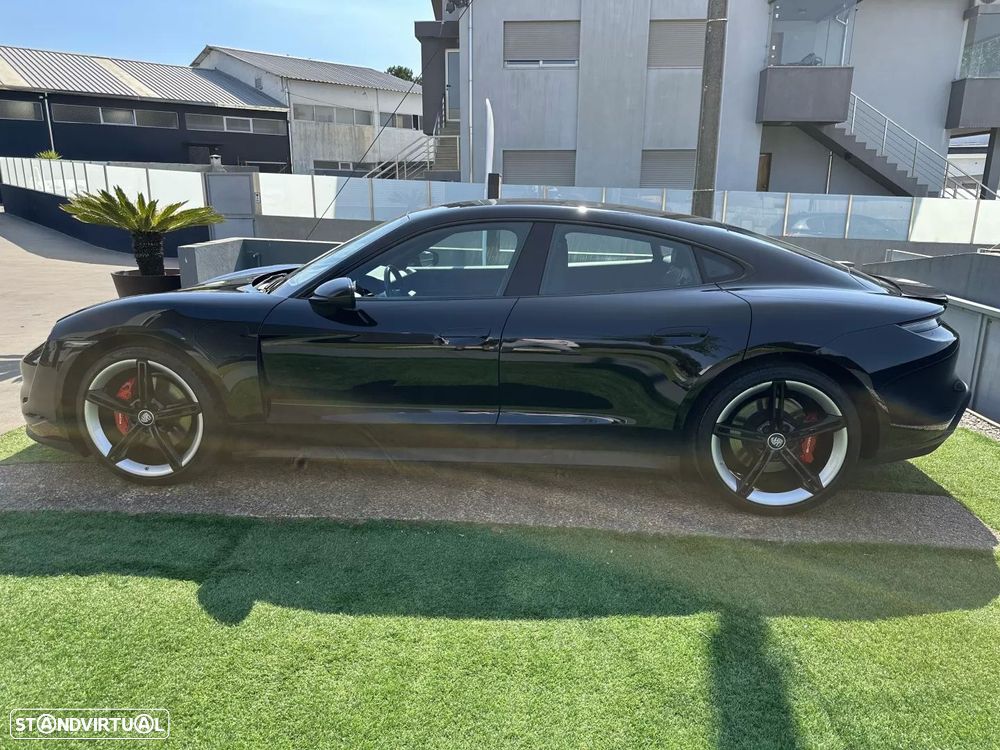 Porsche Taycan Standard - 18