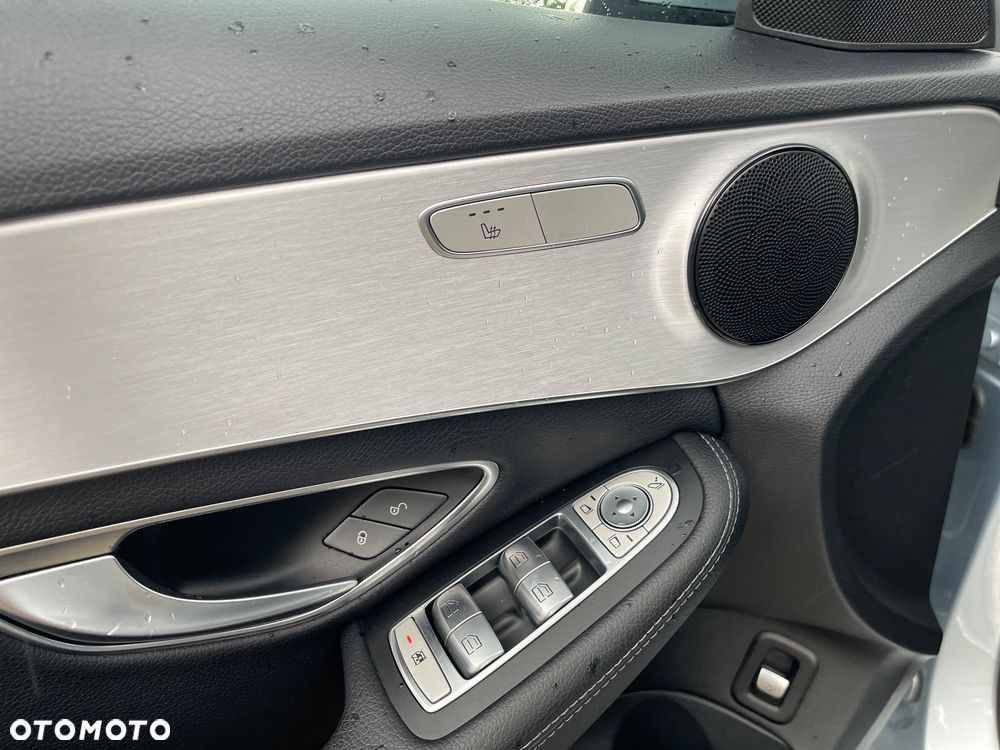 Mercedes-Benz Klasa C 200 4-Matic 9G-TRONIC - 8