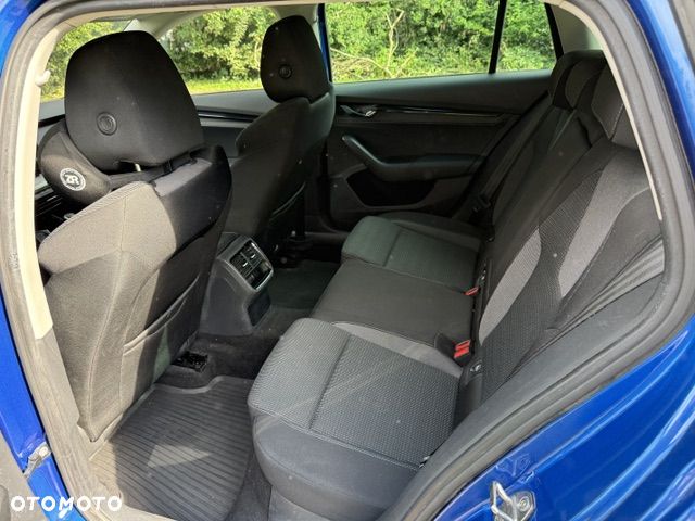 Skoda Octavia 1.5 TSI ACT Ambition - 5