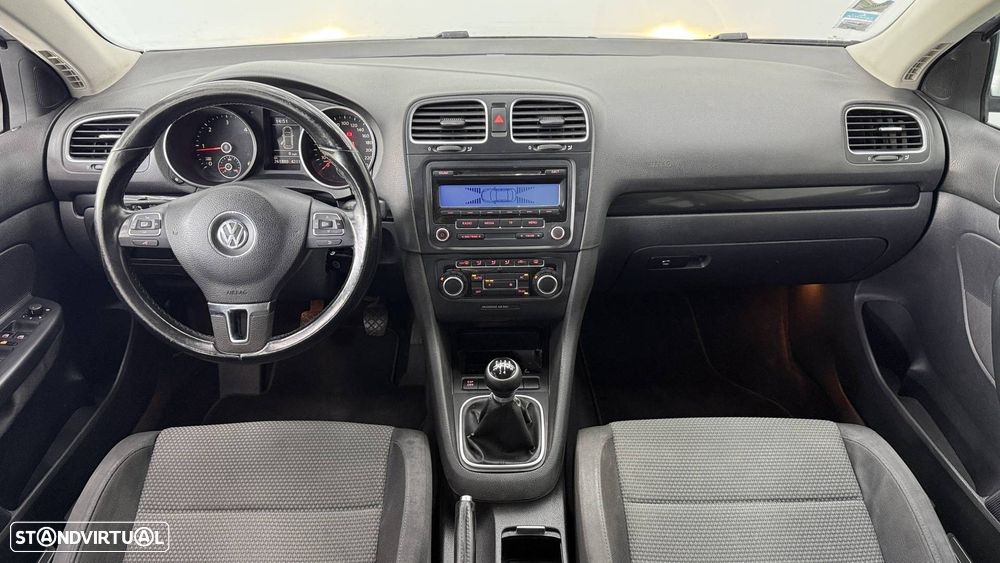 VW Golf Variant 1.6 TDi Confortline - 17