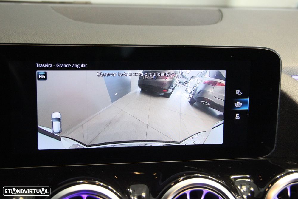 Mercedes-Benz GLA 180 d AMG Line - 18