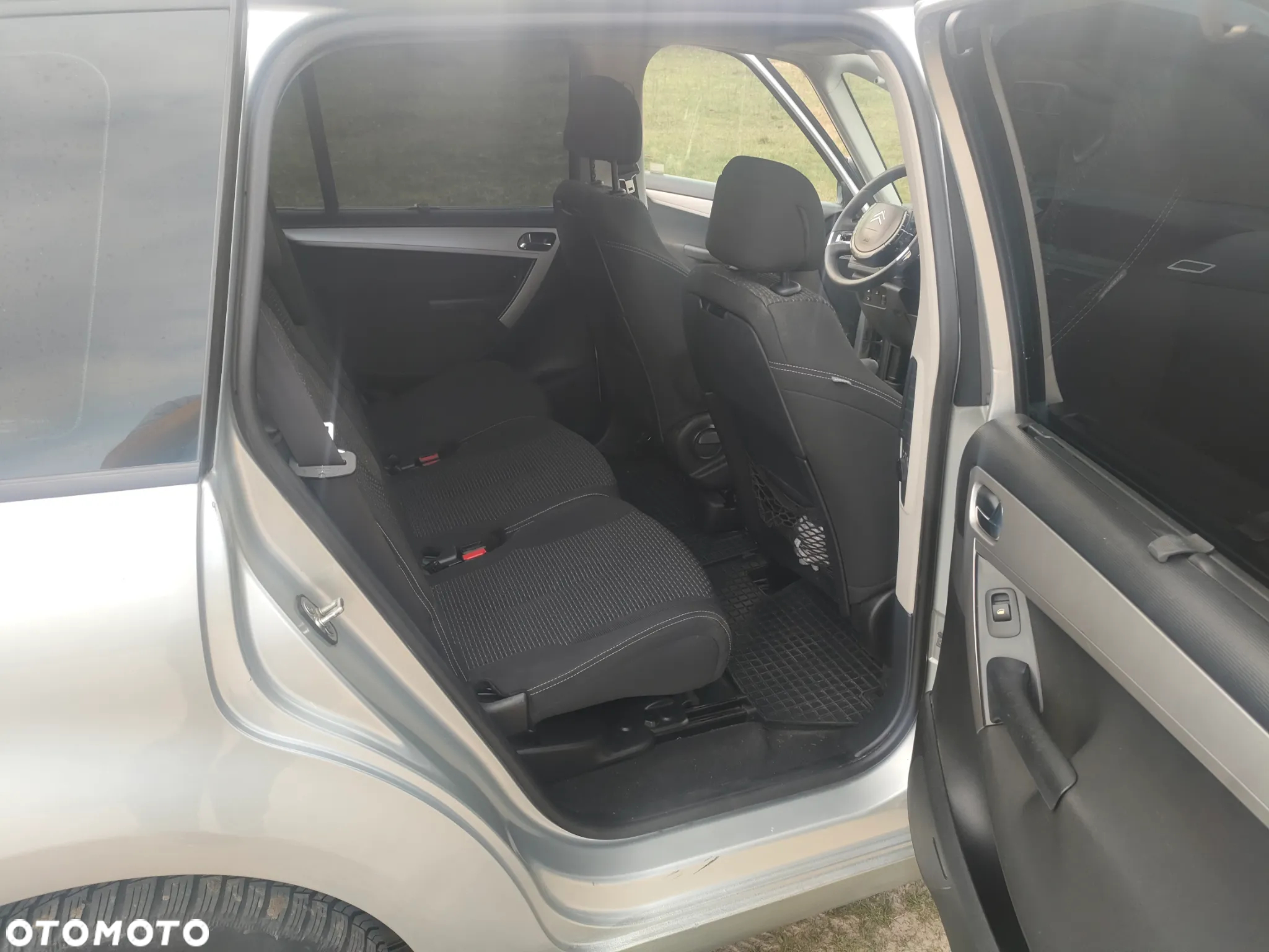 Citroën C4 Grand Picasso - 11