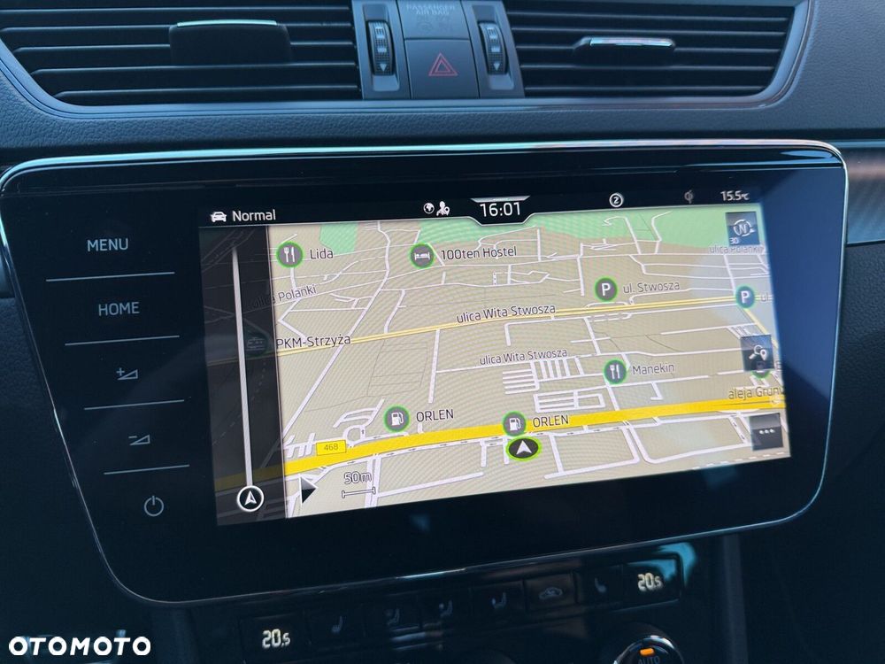 Skoda Superb 2.0 TDI SCR Sportline DSG - 28