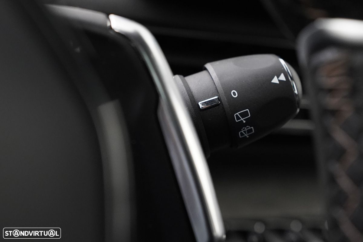 Peugeot 3008 1.6 Hybrid GT e-EAT8 - 20