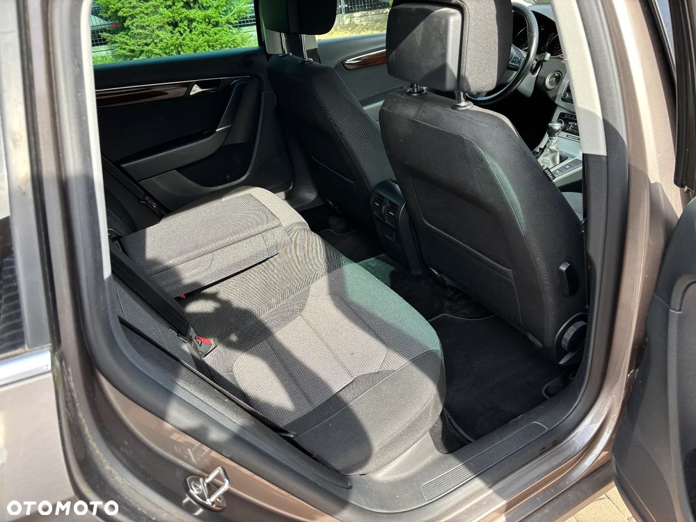 Volkswagen Passat Variant 2.0 TDI BlueMotion Technology Comfortline - 21