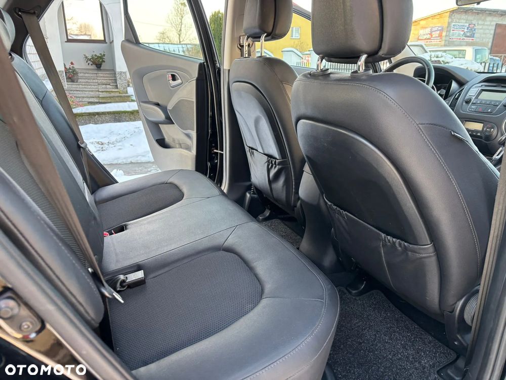 Hyundai ix35 1.6 2WD Fifa World Cup Edition - 15