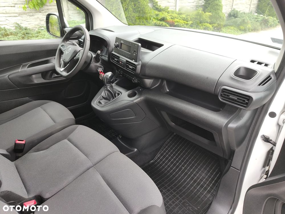 Opel COMBO XL Maxi 2020r L2 1.5 Diesel - 25