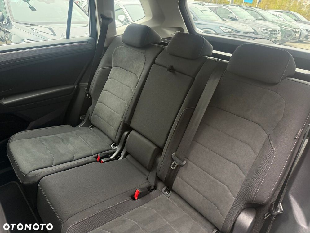 Volkswagen Tiguan Allspace - 15