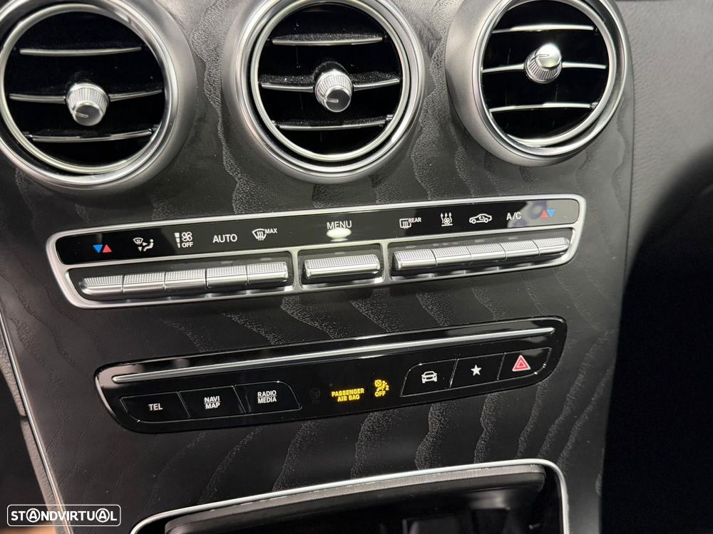 Mercedes-Benz GLC 300 de Coupé 4Matic - 11