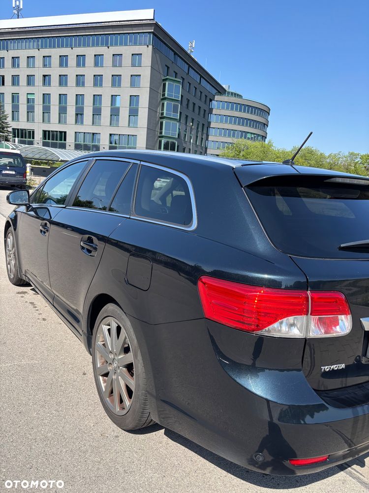 Toyota Avensis 1.8 Sol EU5 - 5