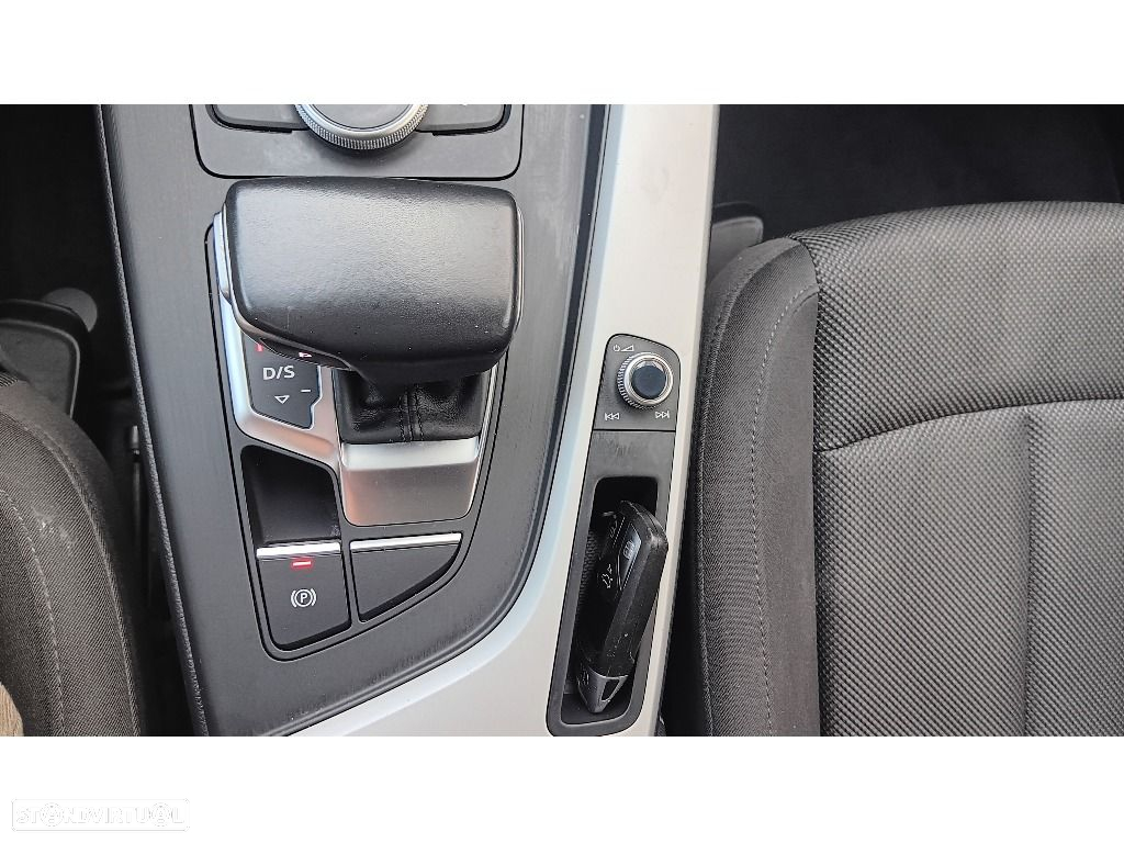 Audi A4 Avant 35 TDI S tronic - 19