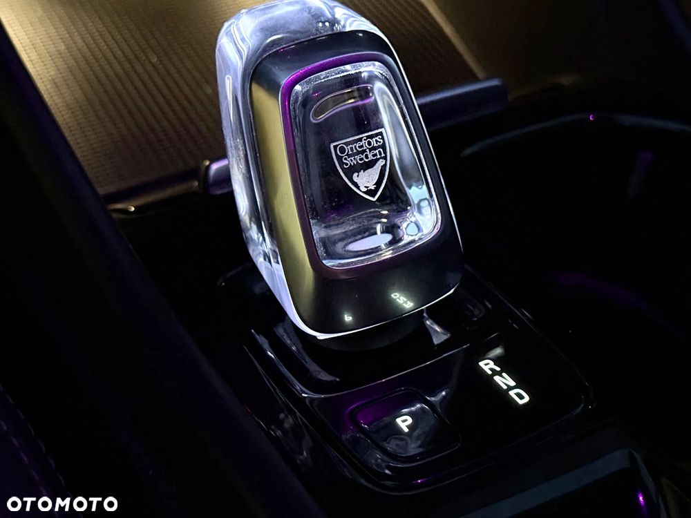 Volvo XC 40 - 23