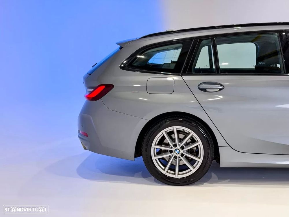 BMW 320 d Line Luxury Auto - 25