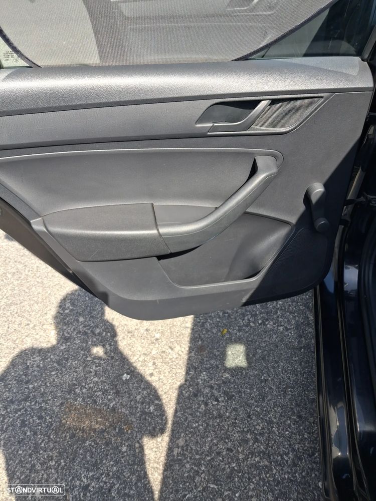 Skoda Rapid 1.6 TDI Edition - 14