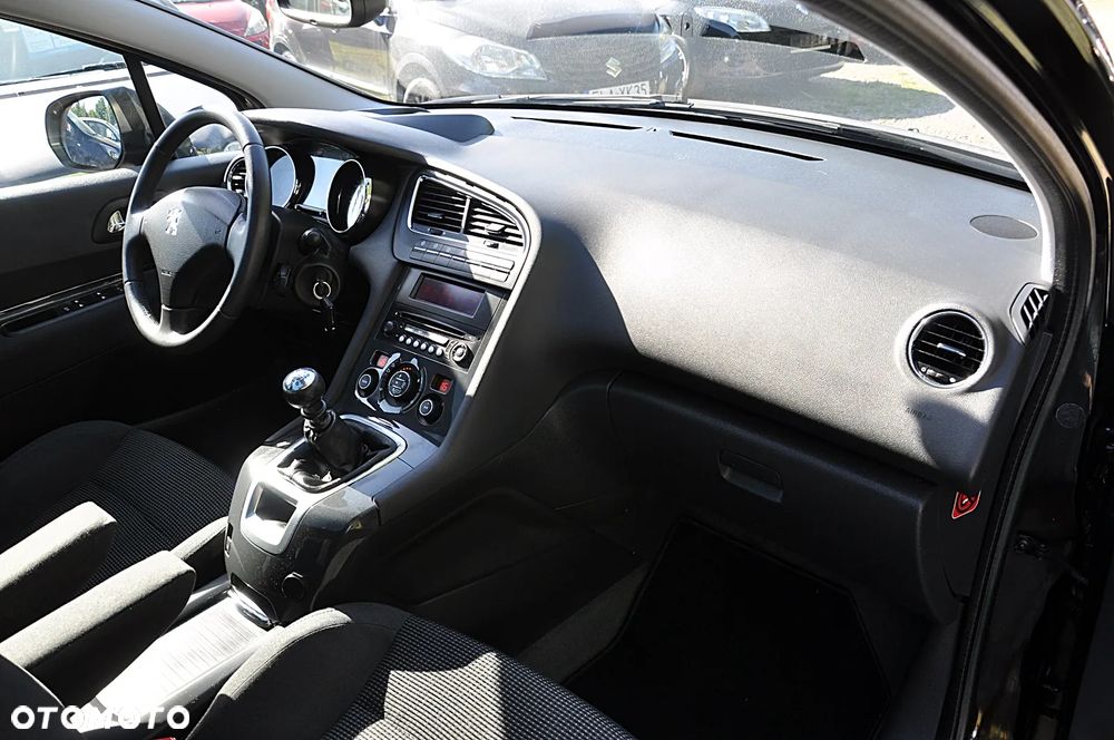 Peugeot 5008 2.0 HDi Family - 23