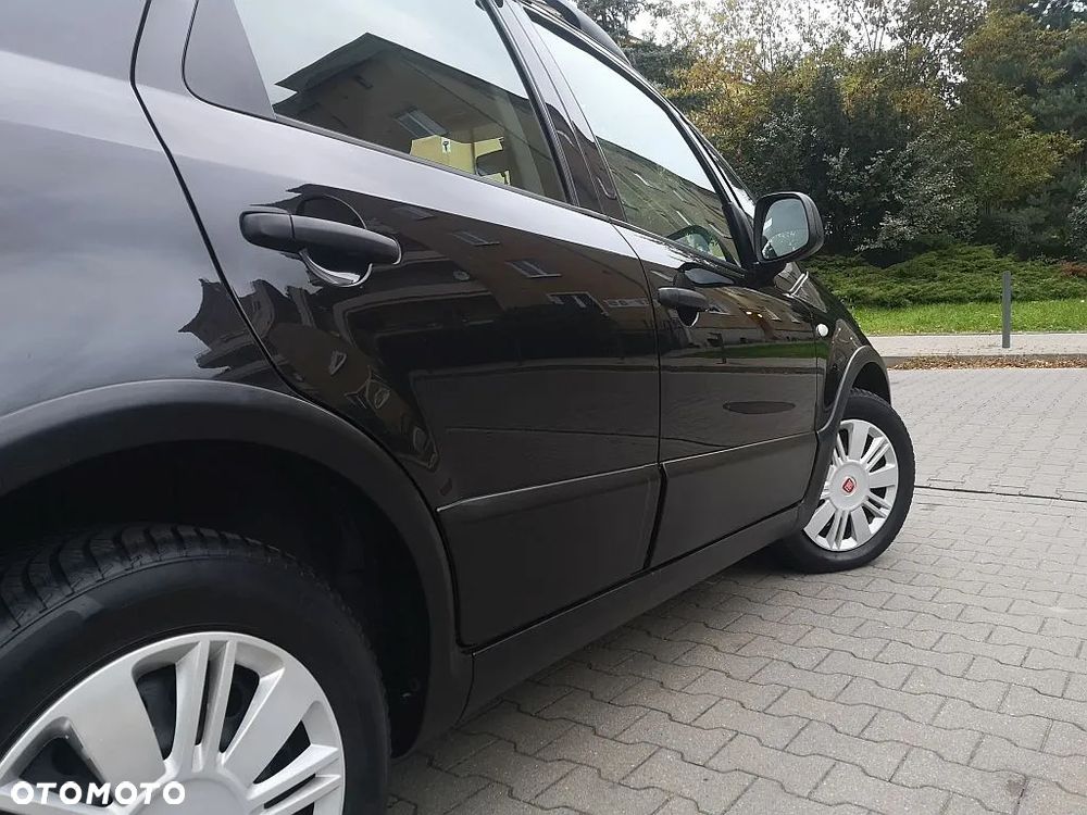 Fiat Sedici - 15