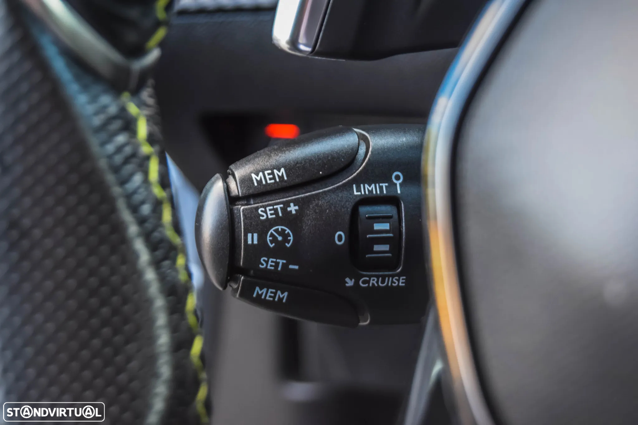 Peugeot 2008 1.2 PureTech GT Line EAT8 - 18