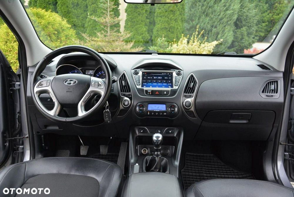 Hyundai ix35 1.7 CRDi 2WD Fifa World Cup Edition - 24