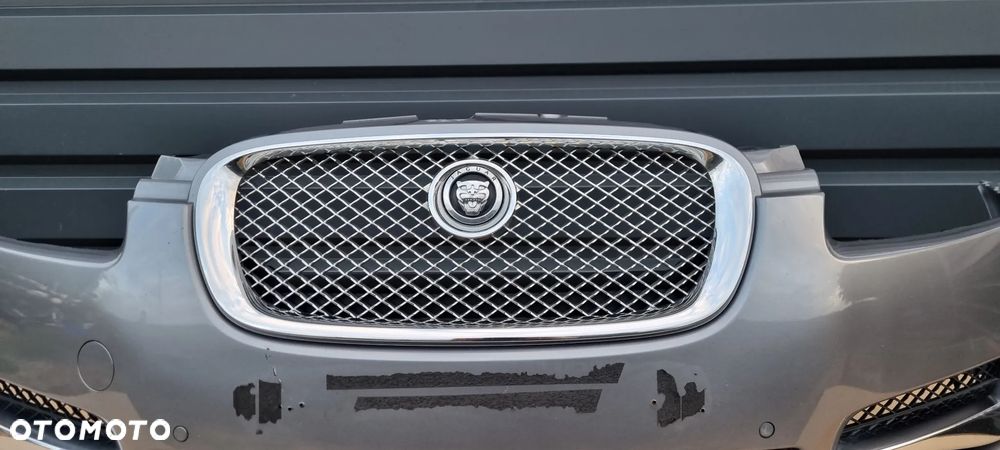 JAGUAR XF X250 2007- Zderzak przód oryginał MC317 - 3