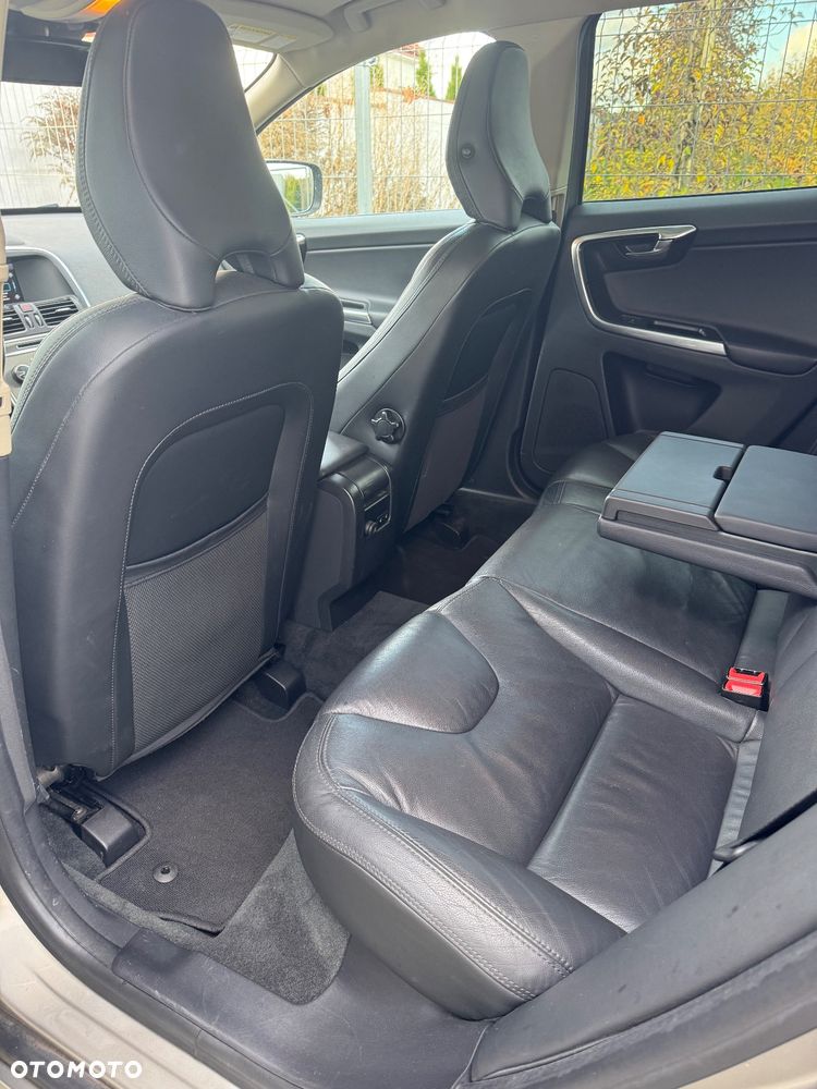 Volvo XC 60 T6 AWD Summum - 18
