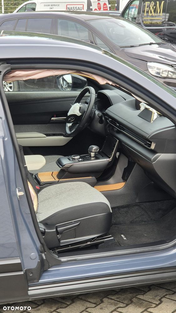 Mazda MX-30 e-SKYACTIV - 14
