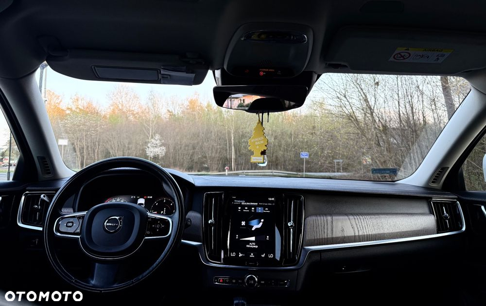 Volvo V90 D5 AWD Momentum Pro - 8
