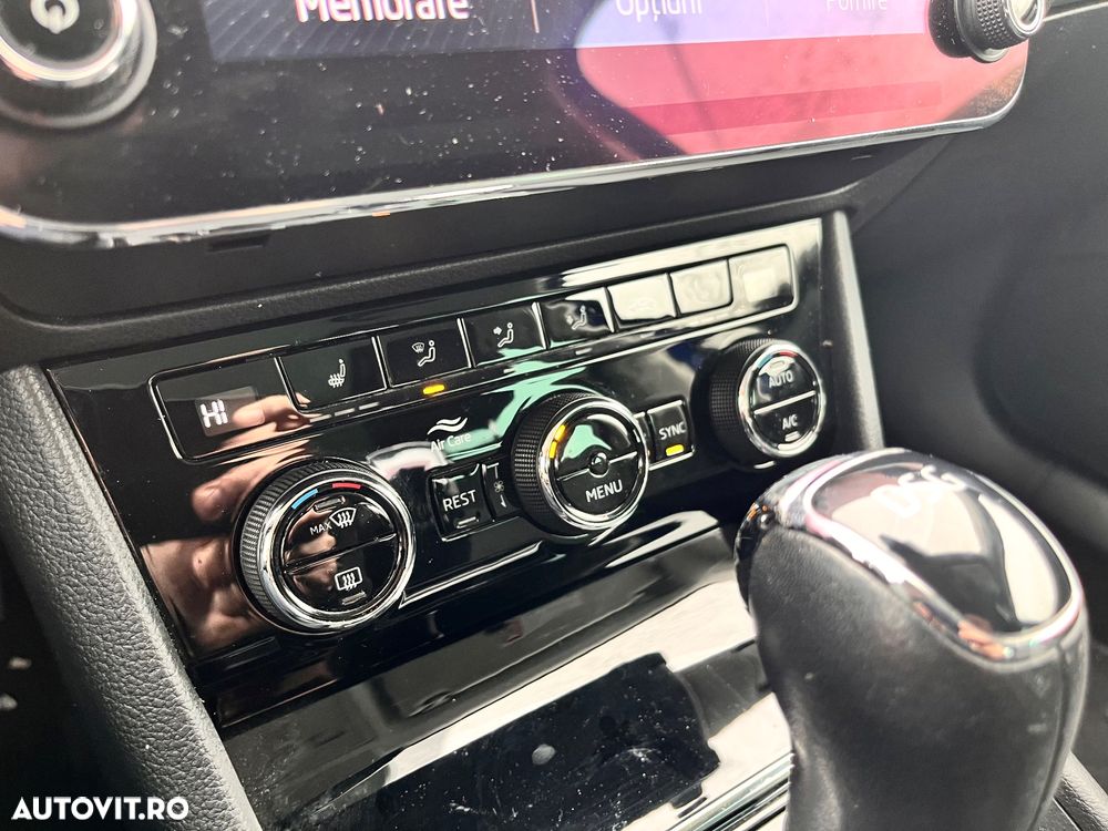 Skoda Superb 2.0 TDI DSG Sportline - 21