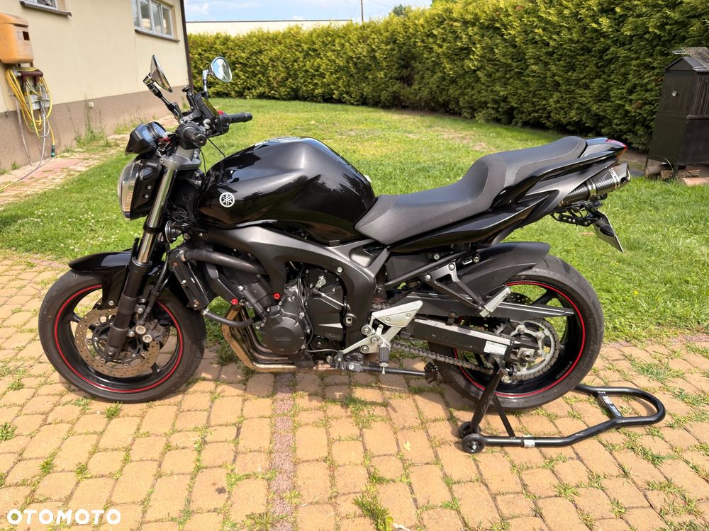 Yamaha FZ6 - 1