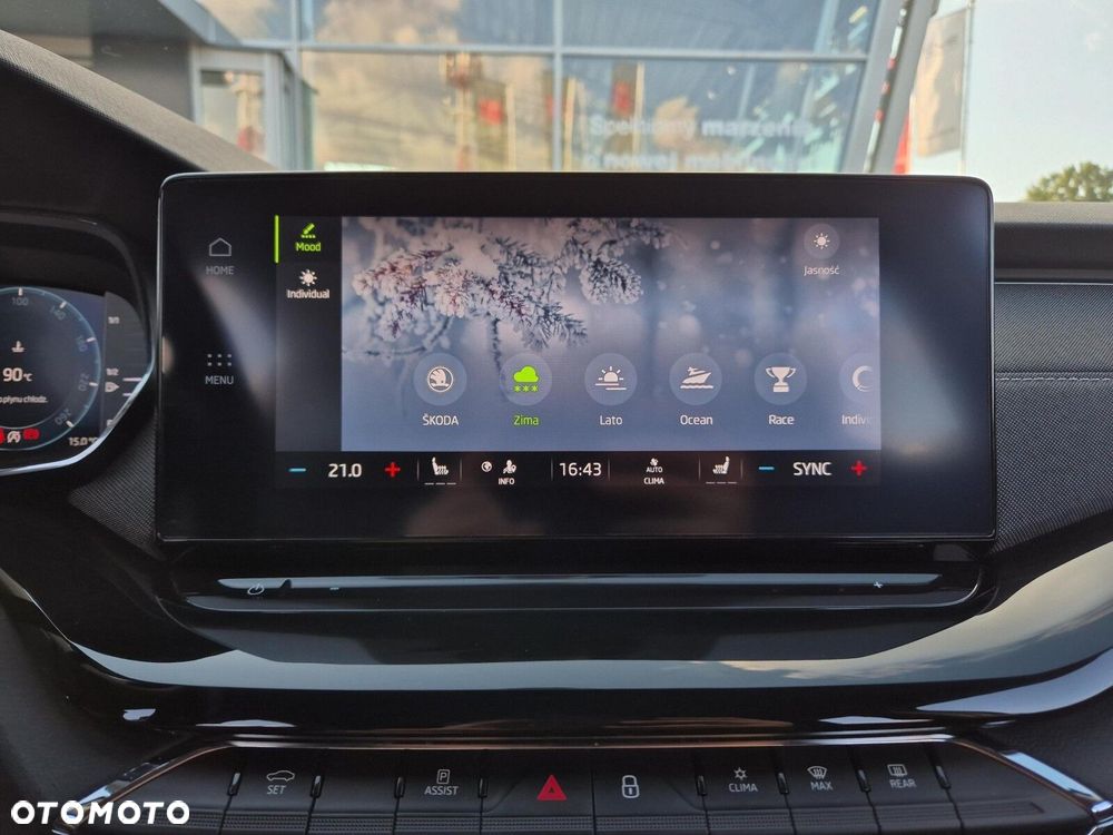 Skoda Octavia 1.5 TSI ACT Style - 25
