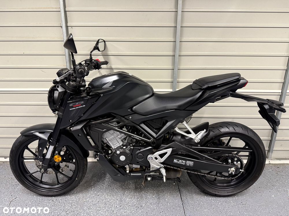 Honda CB - 11