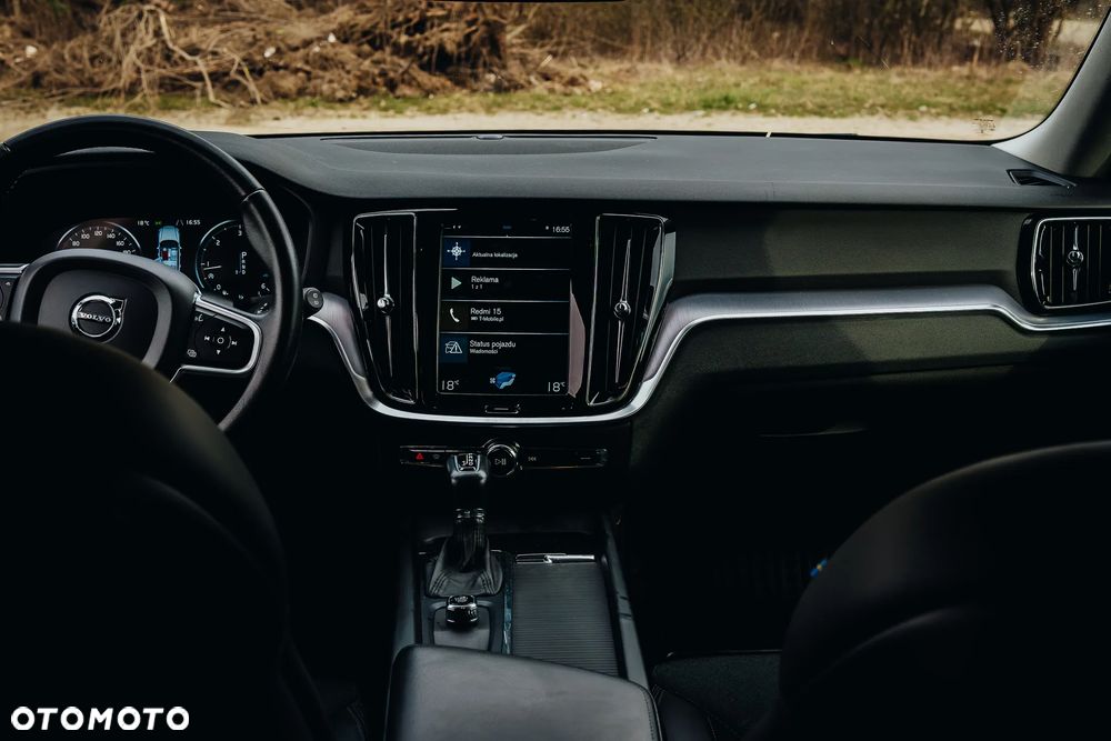Volvo V60 D3 Momentum - 10