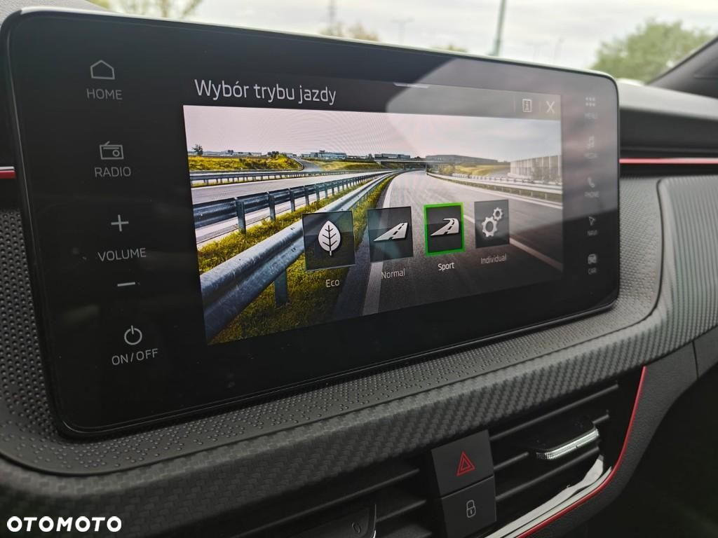 Skoda Kamiq 1.5 TSI Monte Carlo DSG - 13