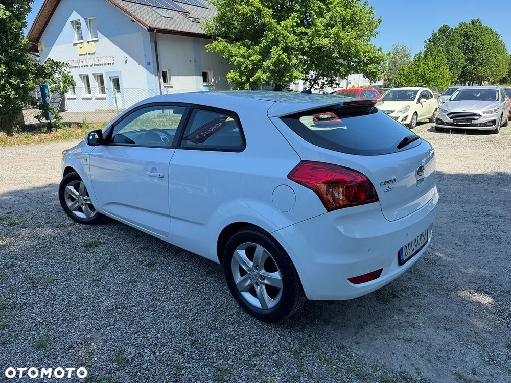 Kia ProCeed - 5