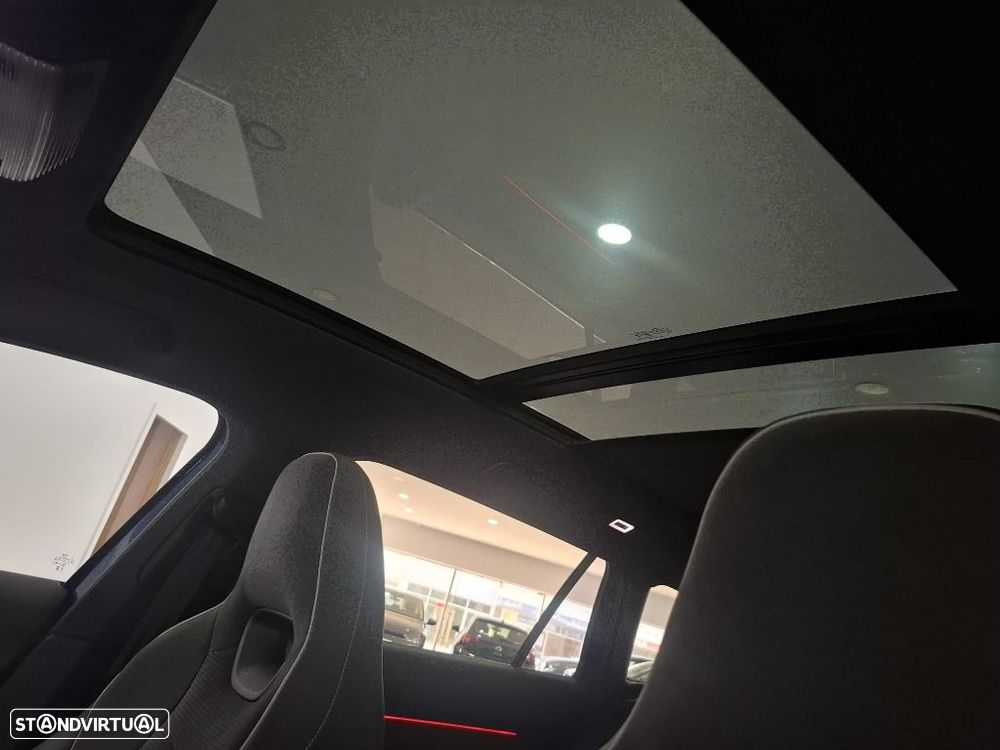 Skoda Superb Break 2.0 TDI Sportline DSG - 22