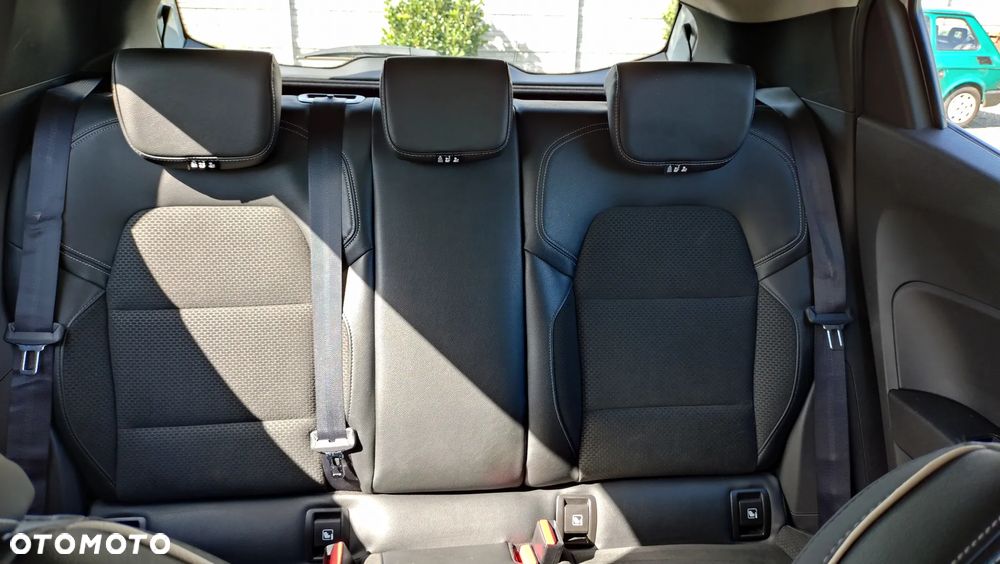 Renault Clio TCe 90 ESPIRIT ALPINE - 26