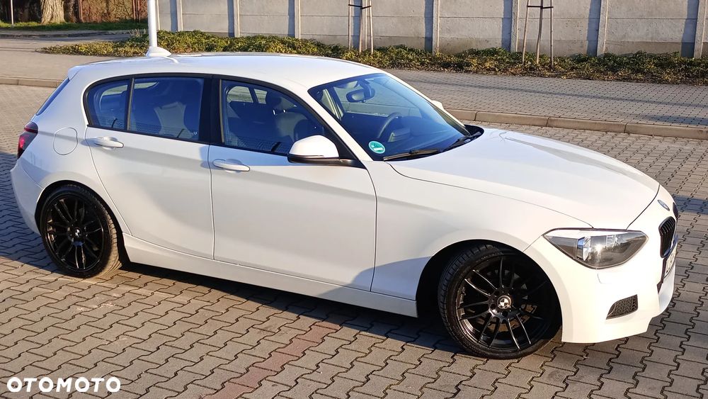 BMW Seria 1 114i Sport Line - 10