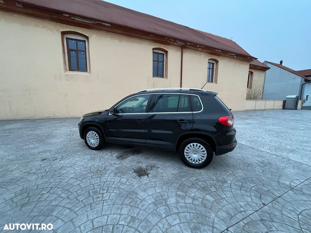 Volkswagen Tiguan 2.0 TDI DPF 4Motion Track&Field - 4
