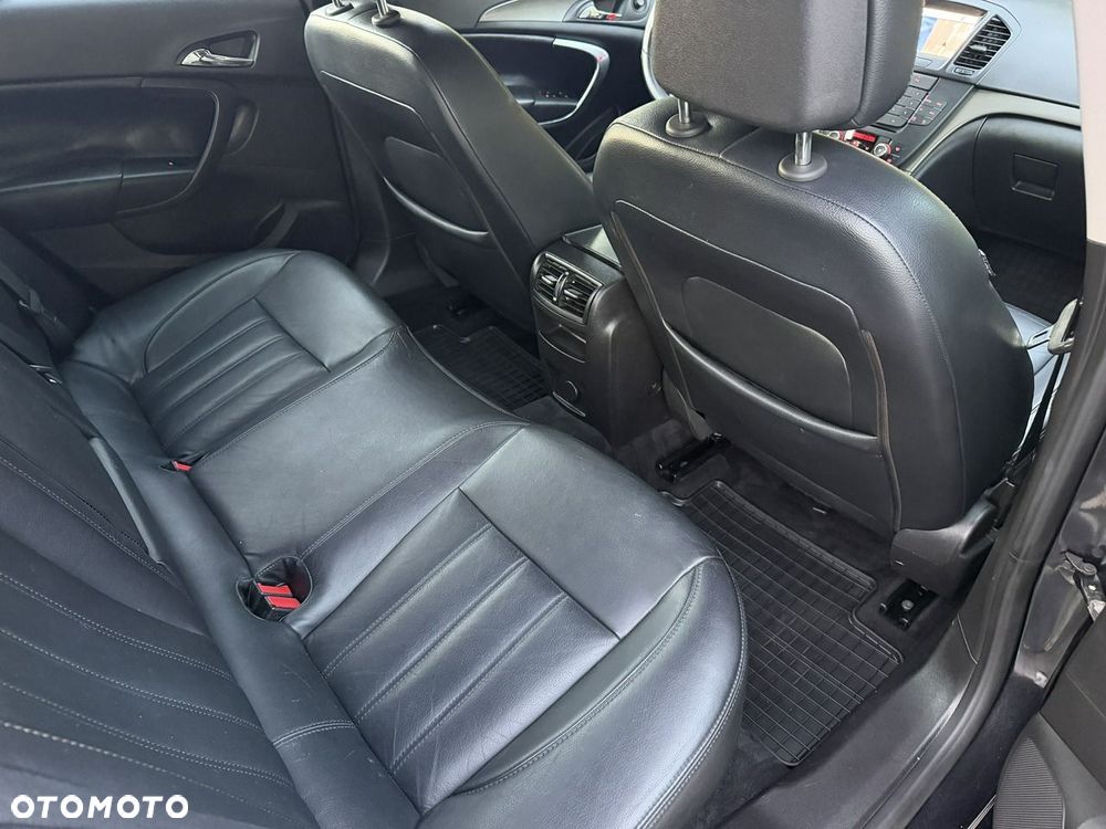 Opel Insignia - 24