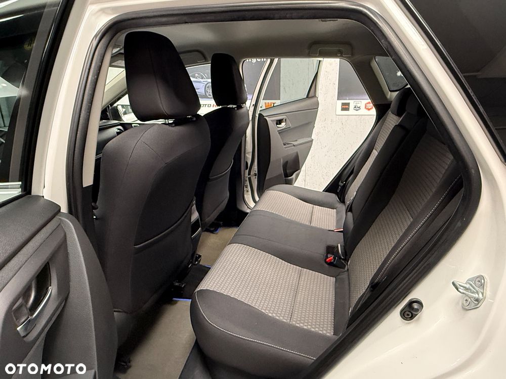 Toyota Auris - 8