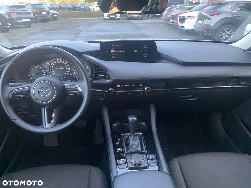 Mazda 3 ver-e--skyactiv--g-150-m-hybrid-drive-exclusive--line - 11