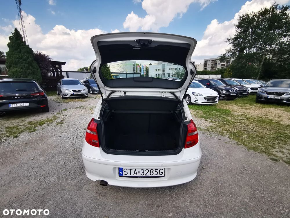 BMW Seria 1 116i Edition Sport - 12