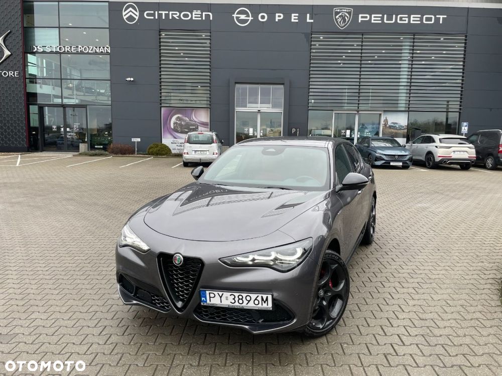 Alfa Romeo Stelvio - 3