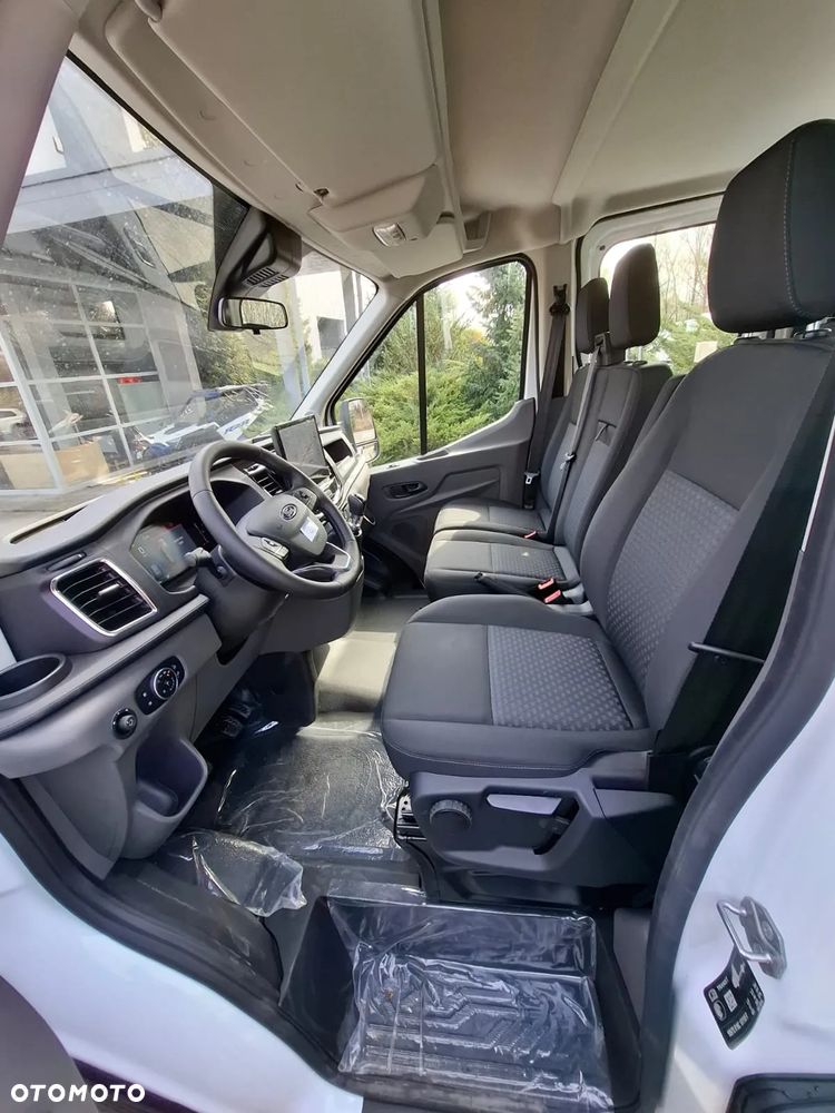 Ford Transit - 20