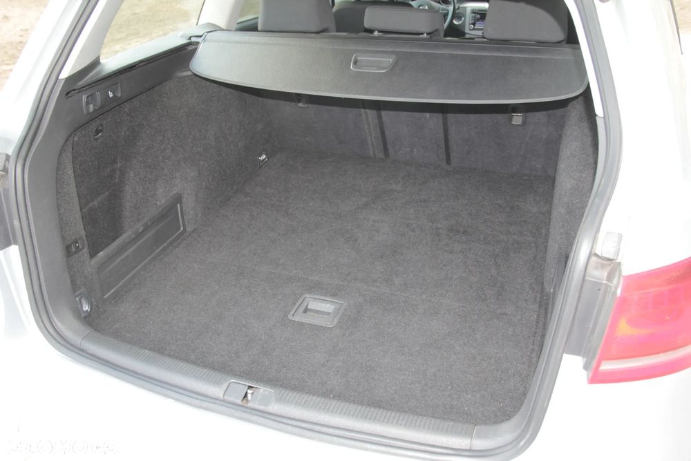 Volkswagen Passat 2.0 TDI Comfortline - 21