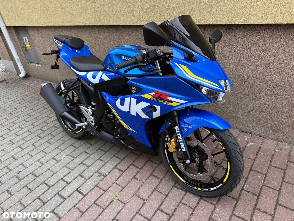 Suzuki GSX-R - 4